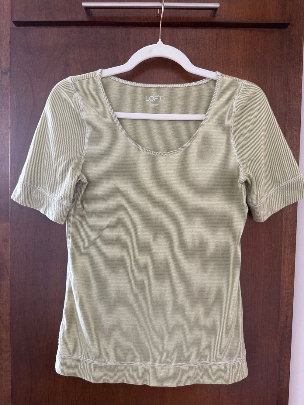 LOFT Light Olive Scoop Neck Short Sleeve Top